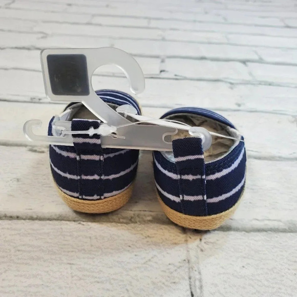 INFANT Blue and White Stripe Soft Sole Baby Shoes. - Picture 4 of 6